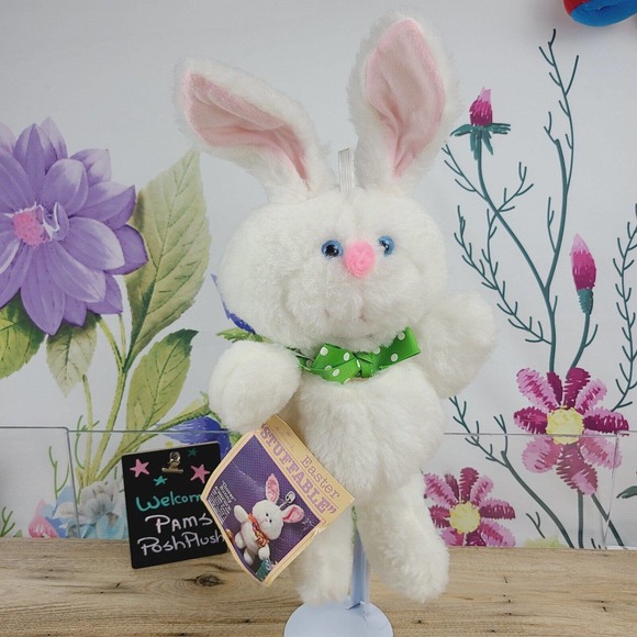 Hallmark 1983 CLOVER BUNNY STUFFABLES Plush NOS Vintage Stocking Easter Rabbit - Picture 1 of 5